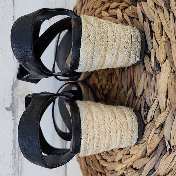 VIONIC TULUM AINSEIGH BLACK LEATHER AND ESPADRILLE WEDGE SANDALS - Picture 3 of 9